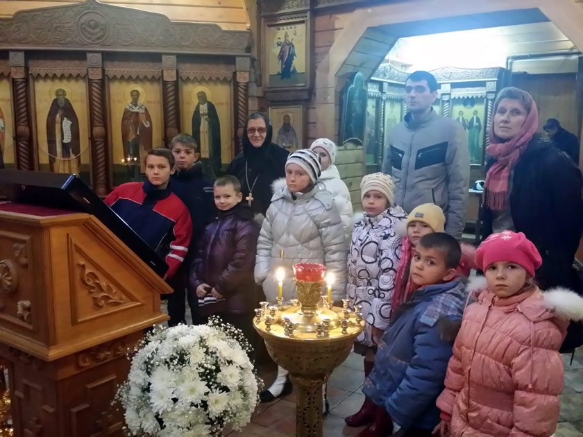 Согреем детские сердца