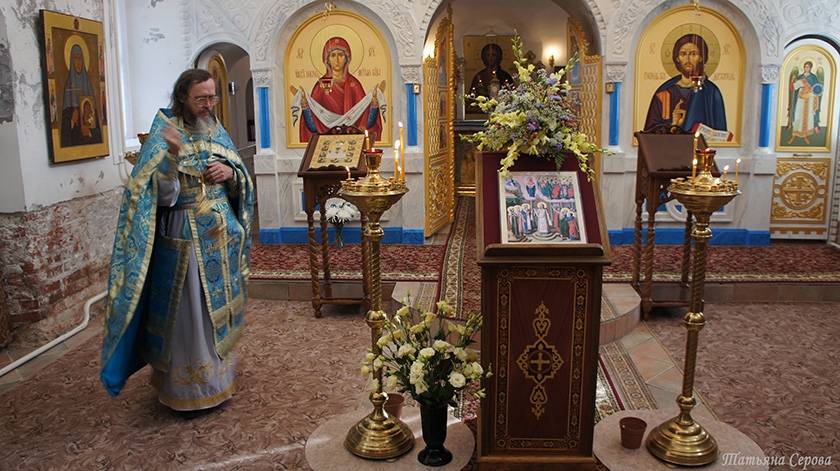 Престольный праздник на подворье Спасо-Влахернского женского монастыря в деревне Новокарцево